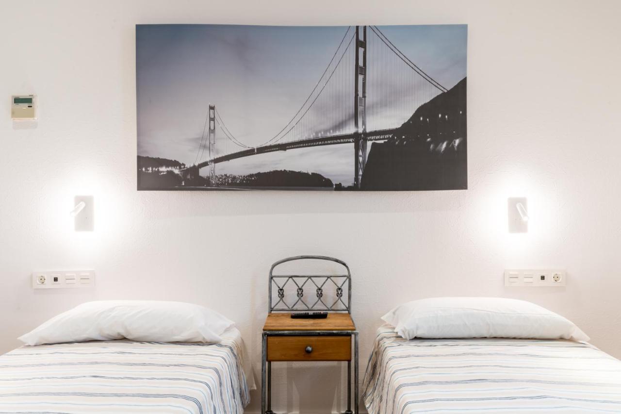 Santa Barbara Central Suites, Sevilla エクステリア 写真
