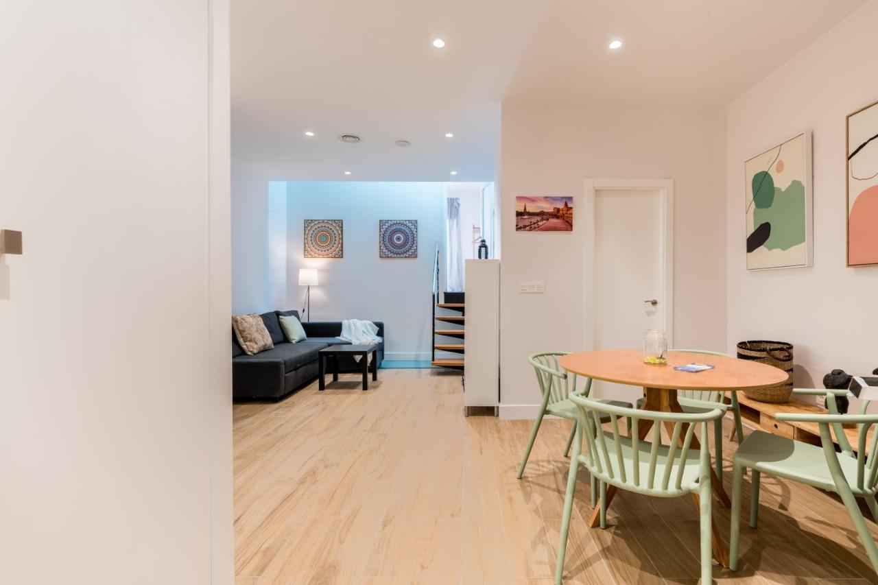 Santa Barbara Central Suites, Sevilla エクステリア 写真