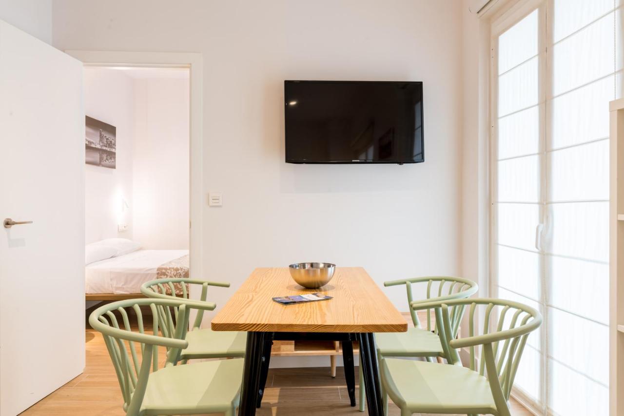 Santa Barbara Central Suites, Sevilla エクステリア 写真