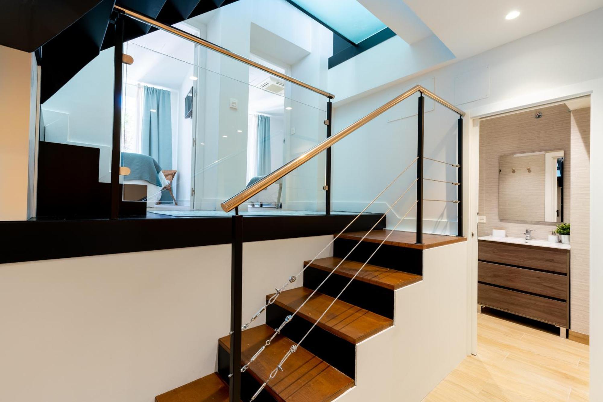 Santa Barbara Central Suites, Sevilla エクステリア 写真