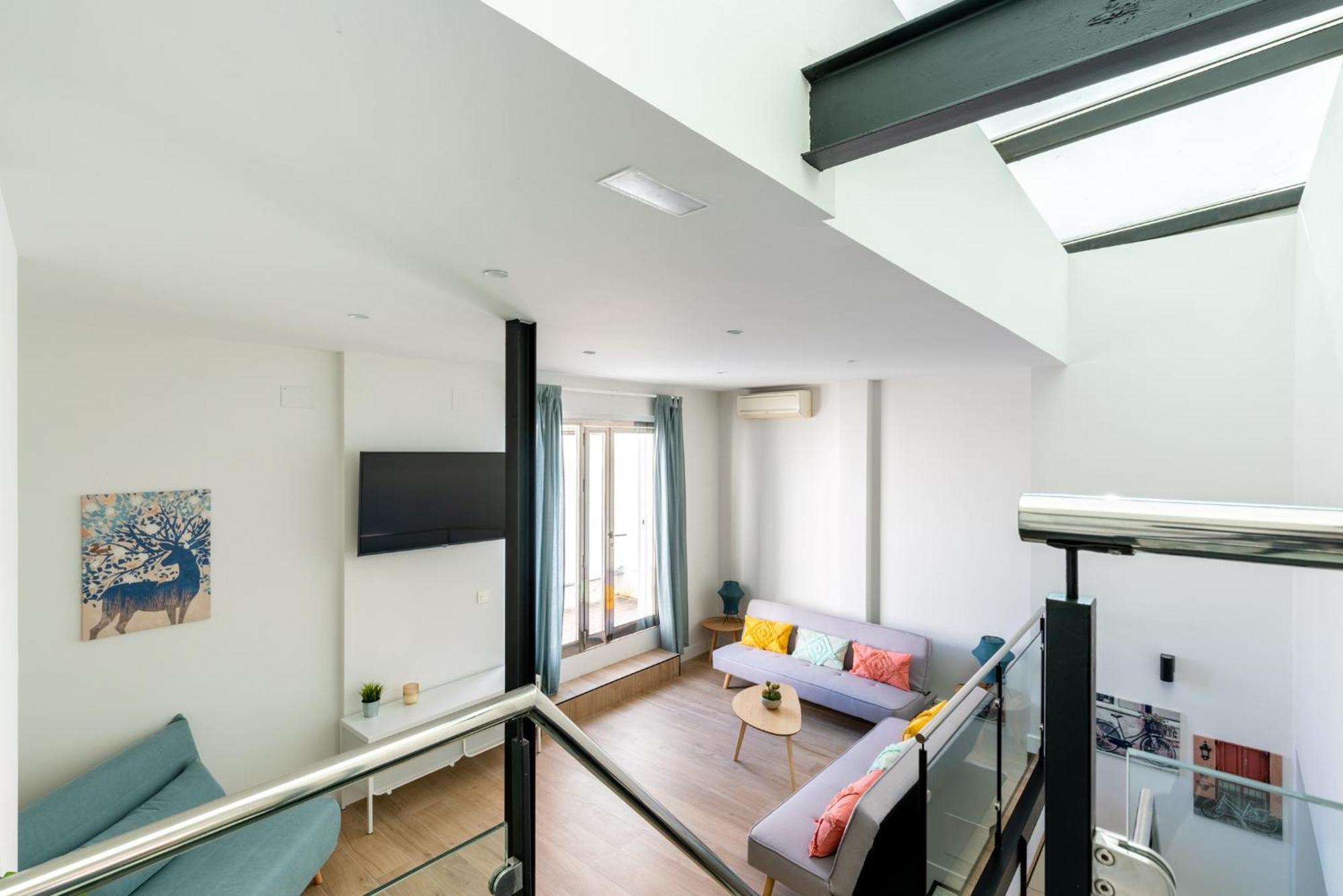 Santa Barbara Central Suites, Sevilla エクステリア 写真