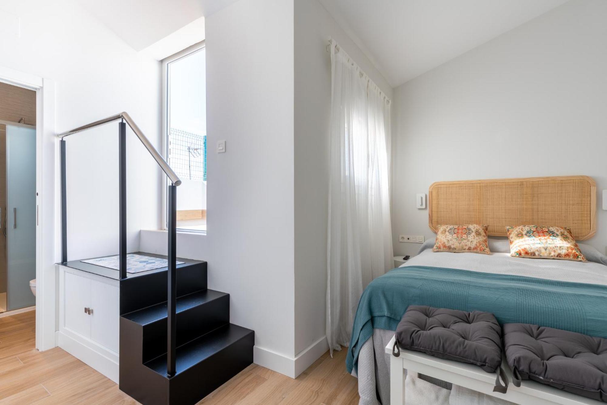 Santa Barbara Central Suites, Sevilla エクステリア 写真